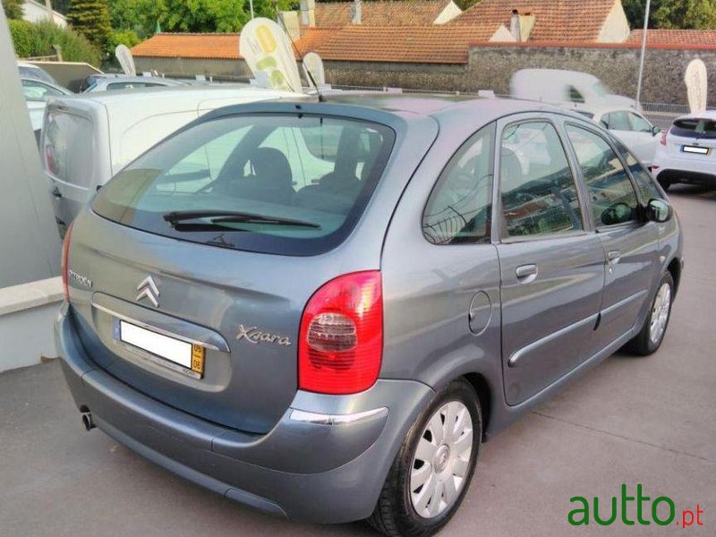 2005' Citroen Xsara Picasso photo #1