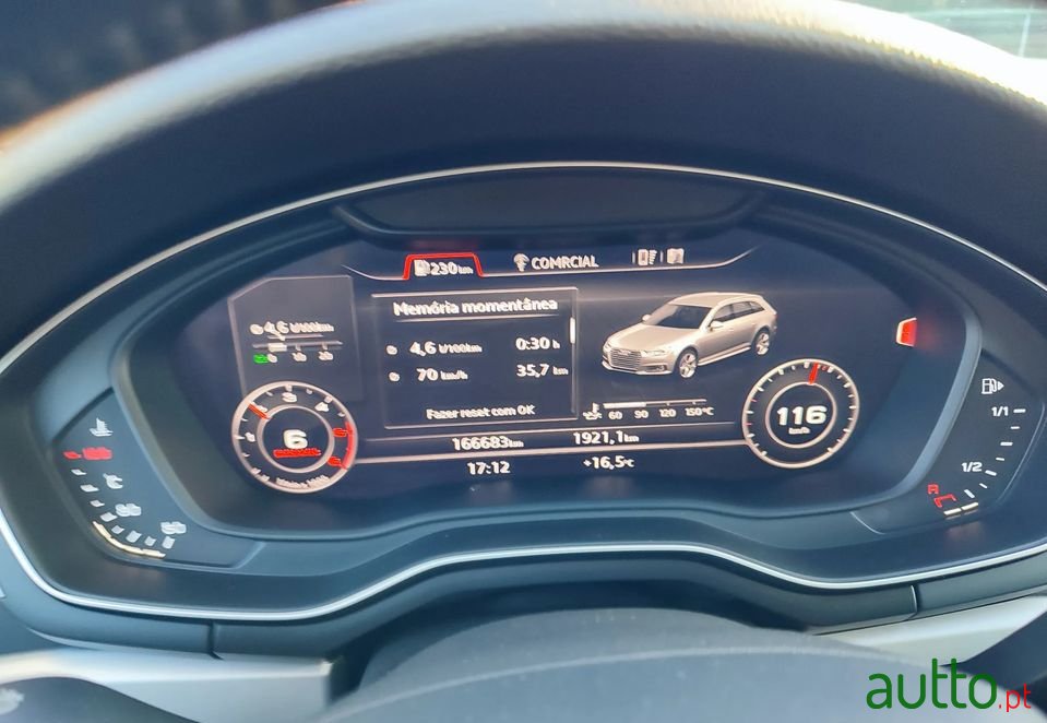 2016' Audi A4 Avant photo #2