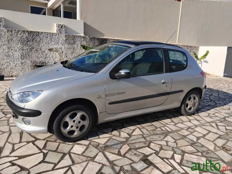 2003' Peugeot 206 photo #3