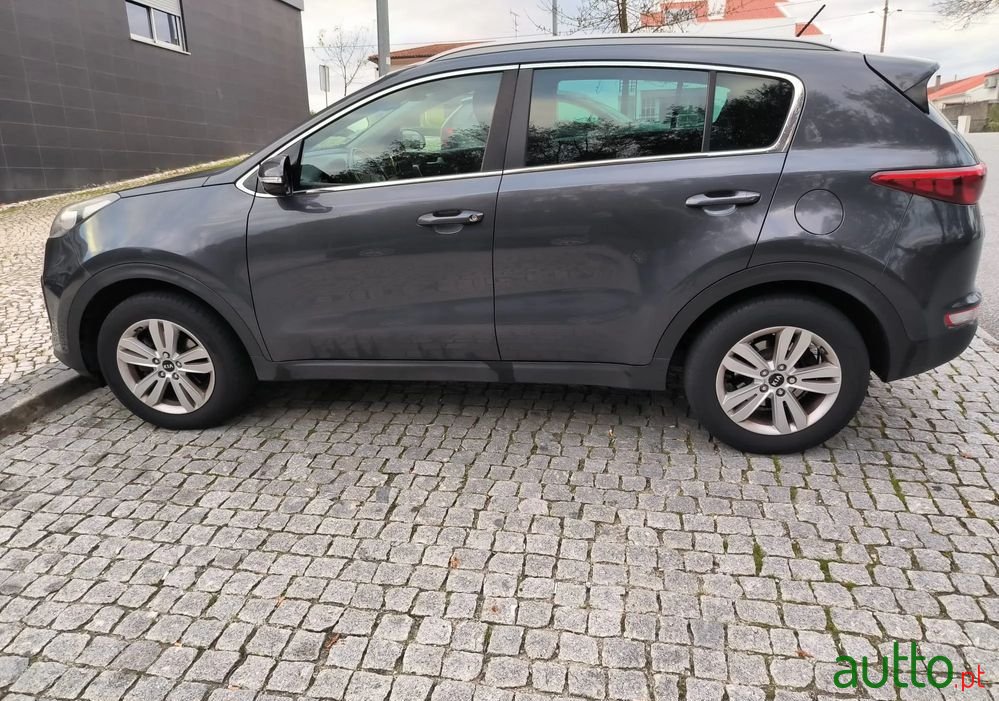 2016' Kia Sportage 1.6 Gdi Isg Ex photo #3