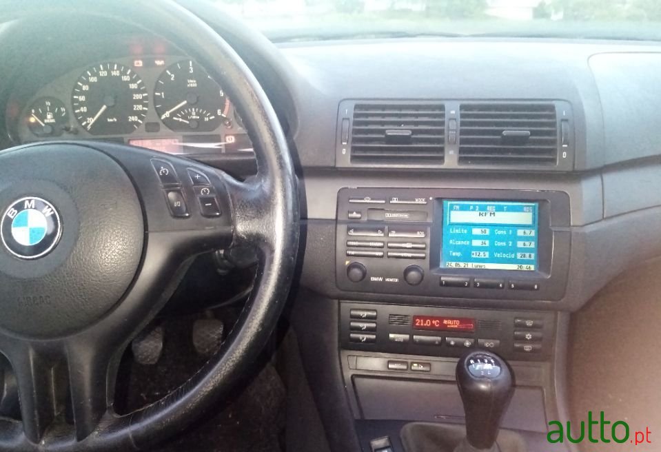 2001' BMW 320 photo #3