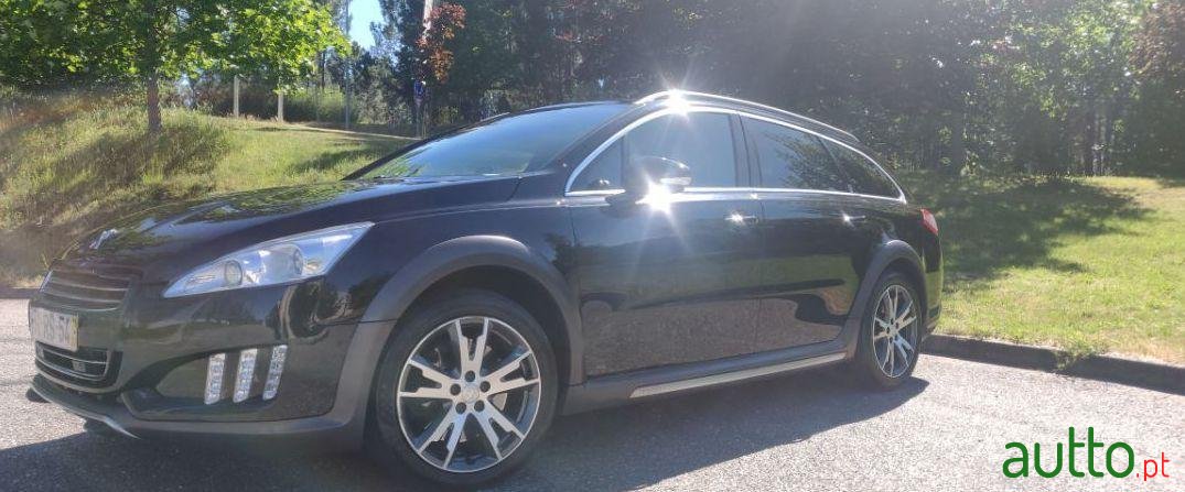 2013' Peugeot 508 RXH photo #3