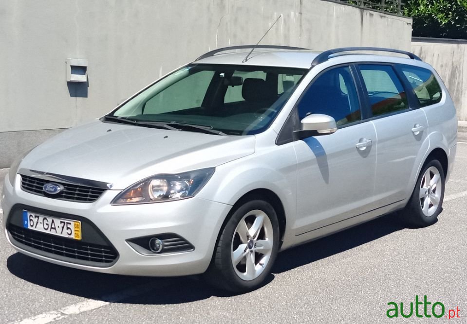 2008' Ford Focus Sw photo #1