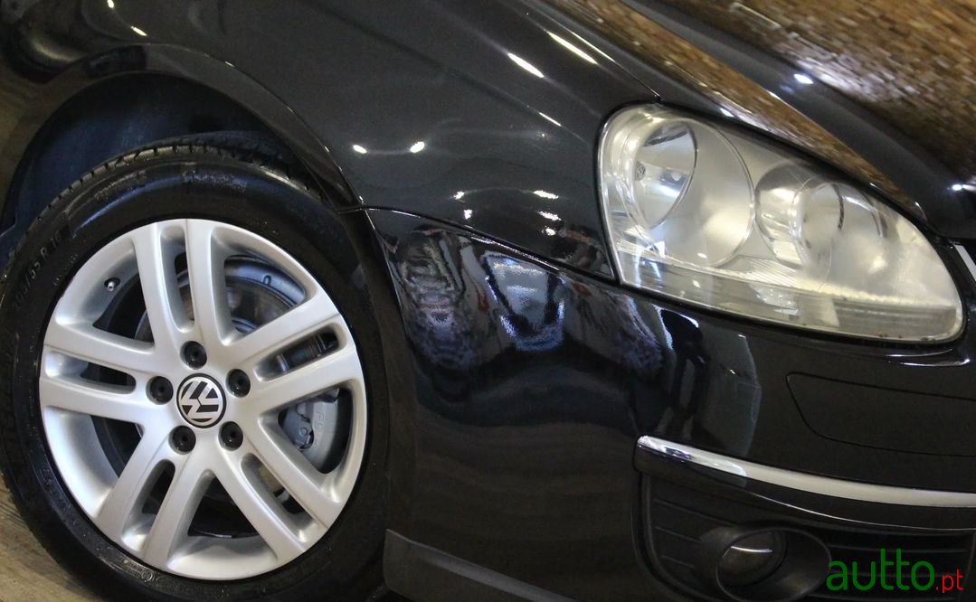 2007' Volkswagen Jetta photo #4