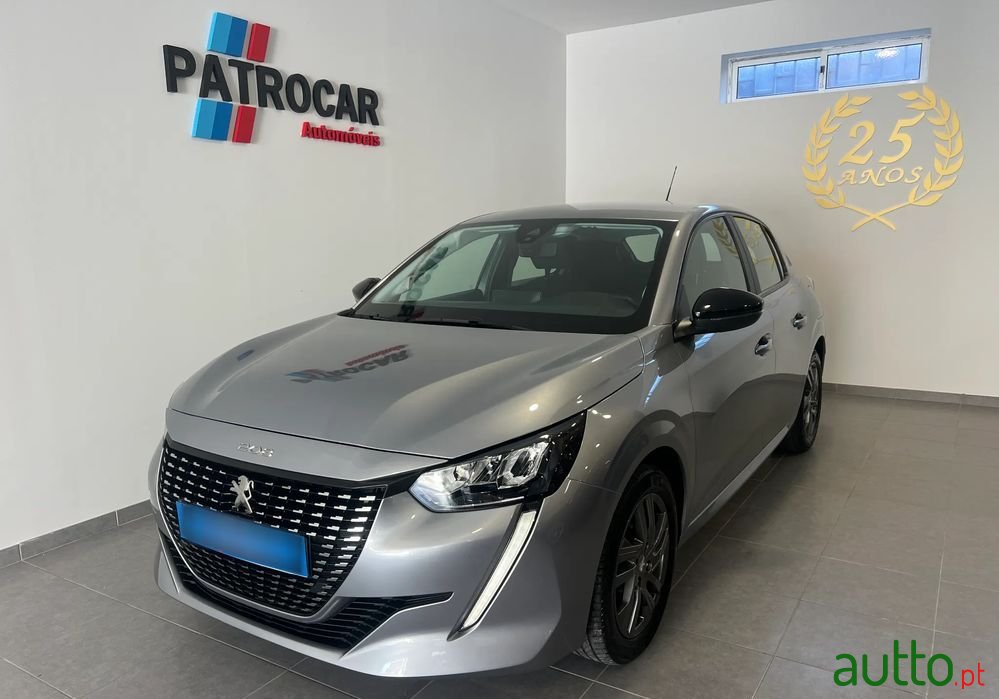 2022' Peugeot 208 photo #1