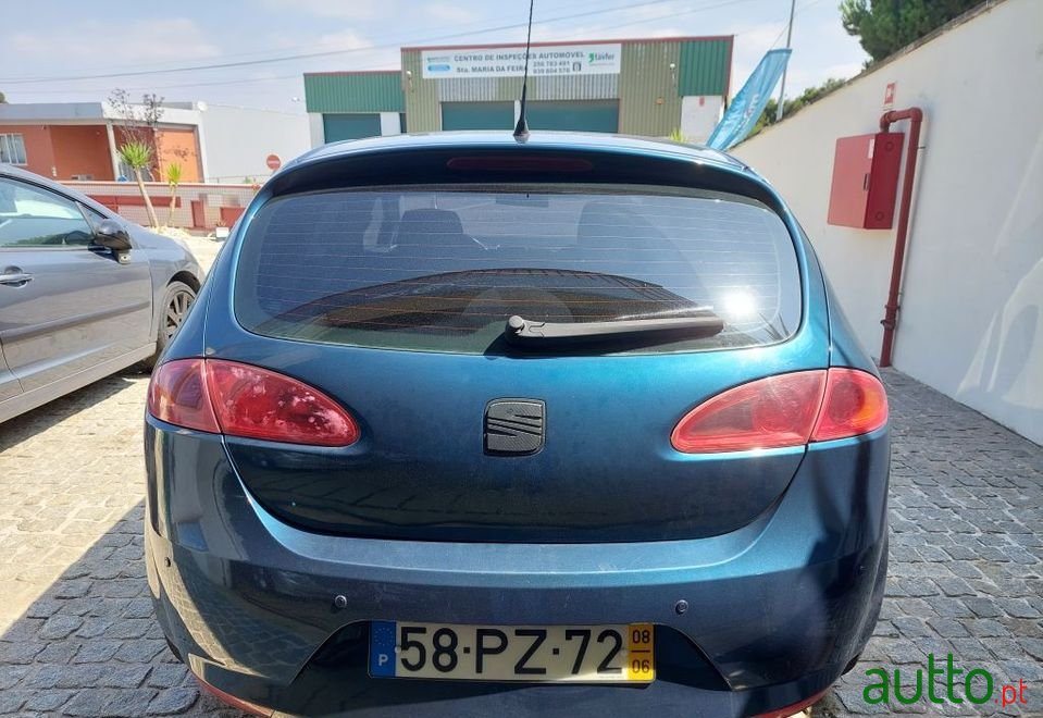 2008' SEAT Leon photo #5