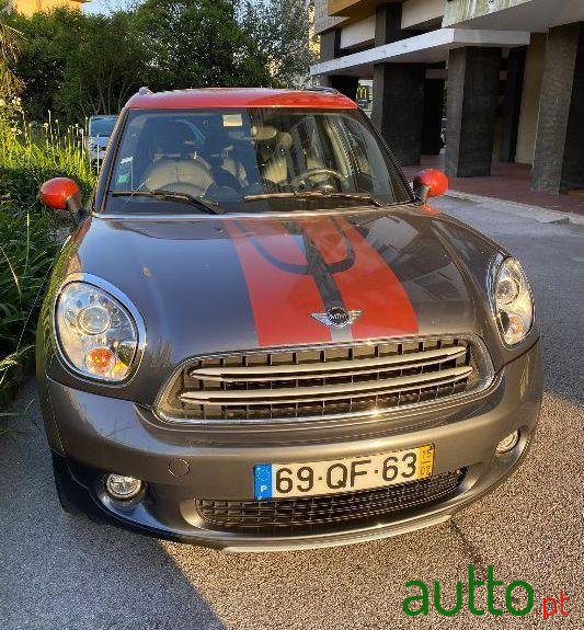 2015' MINI Countryman Ver-Cooper-D photo #4