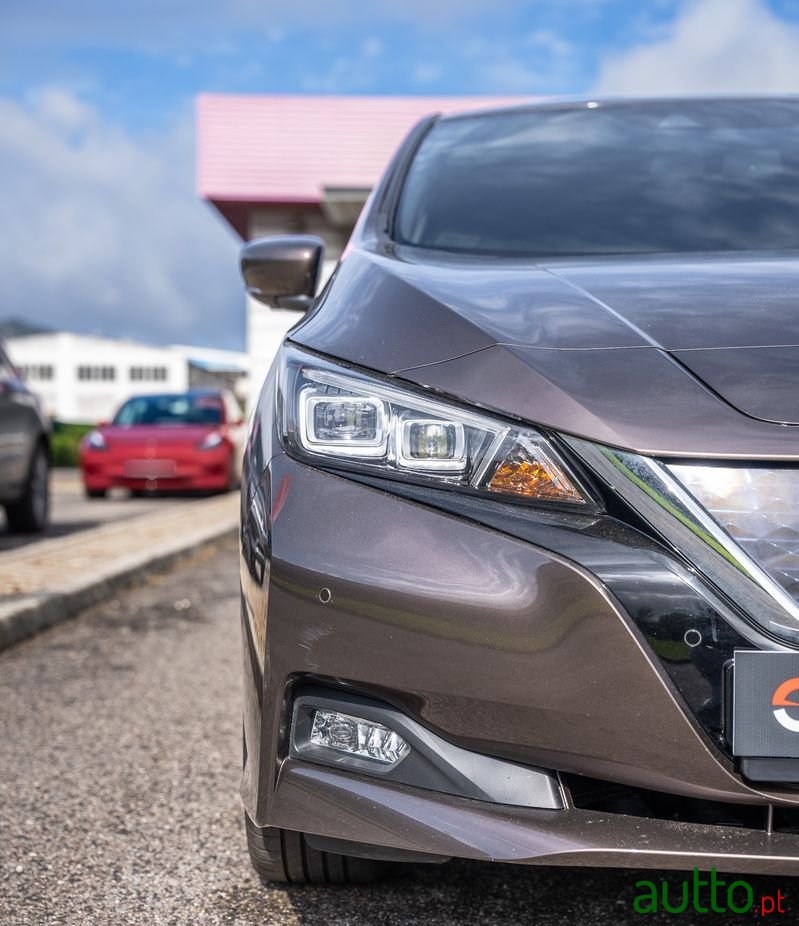 2024' Nissan Leaf N-Connecta photo #3