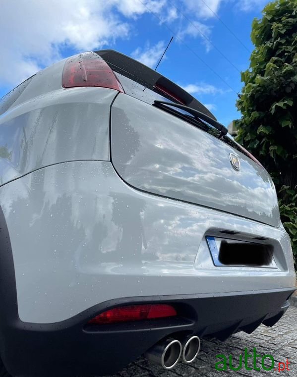 2010' Fiat Abarth Grande Punto photo #6