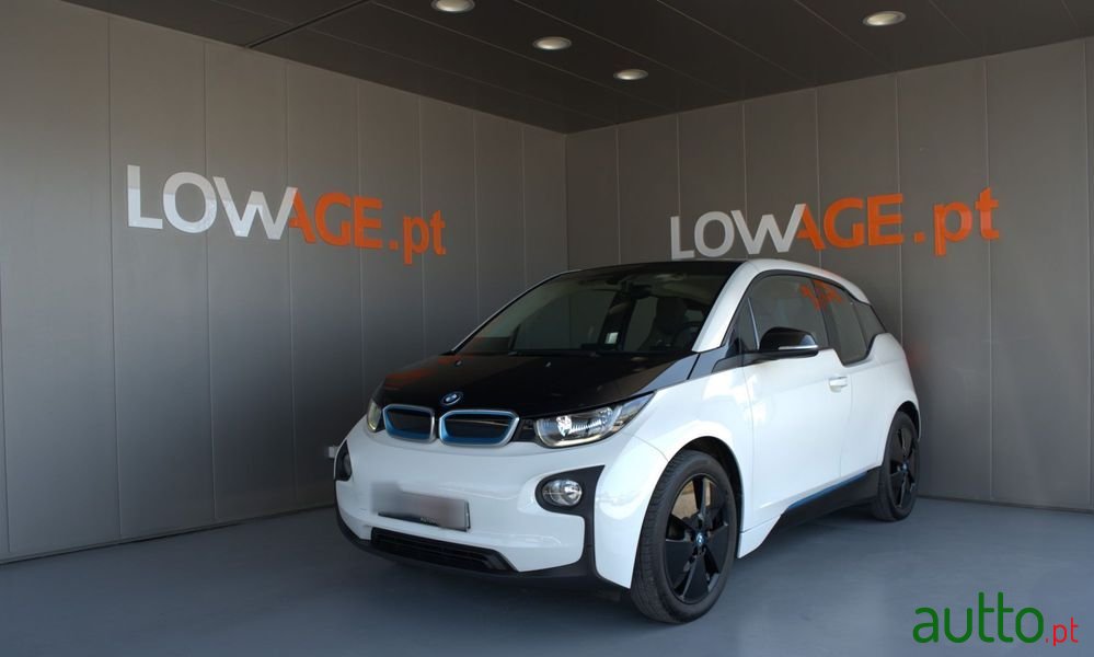 2016' BMW Série I (60 Ah) photo #1