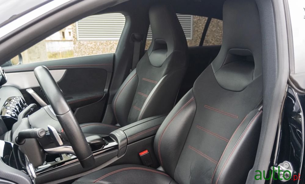 2019' Mercedes-Benz Classe Cla photo #4