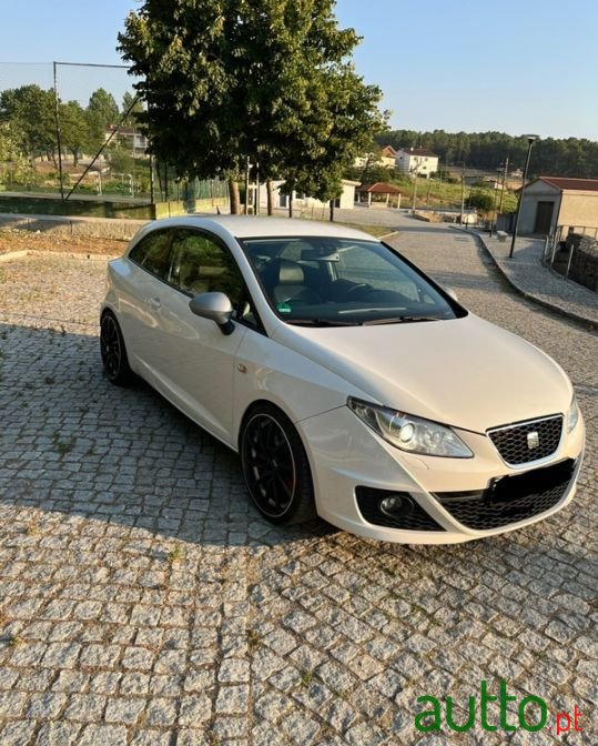 2010' SEAT Ibiza photo #5