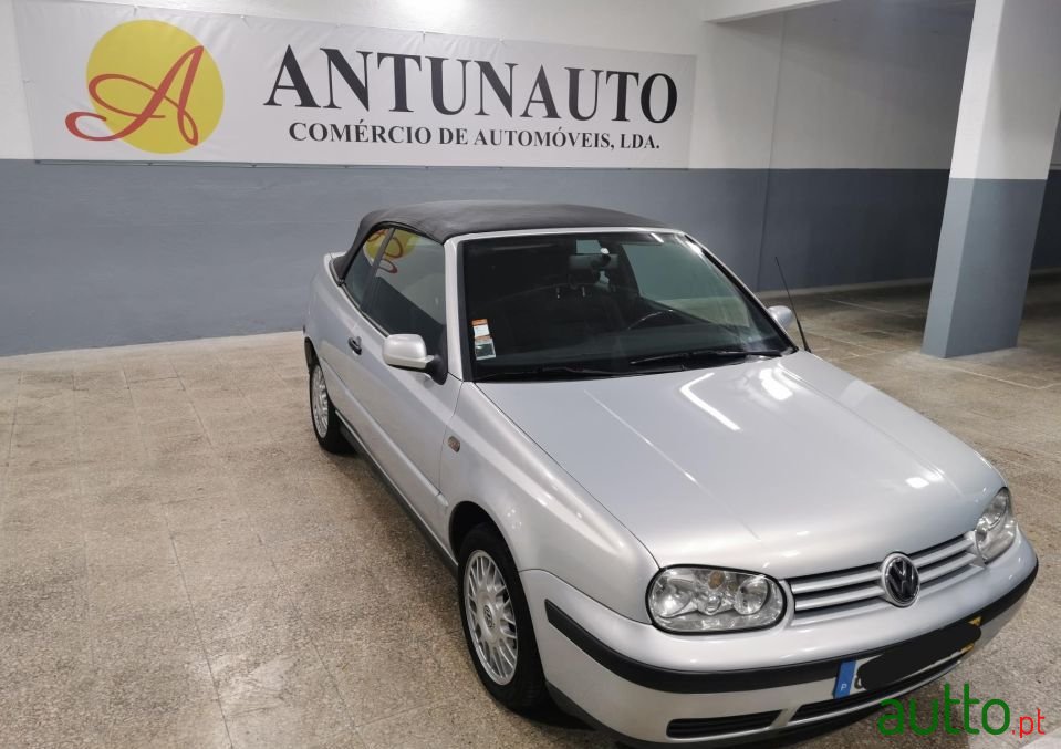 2000' Volkswagen Golf photo #3