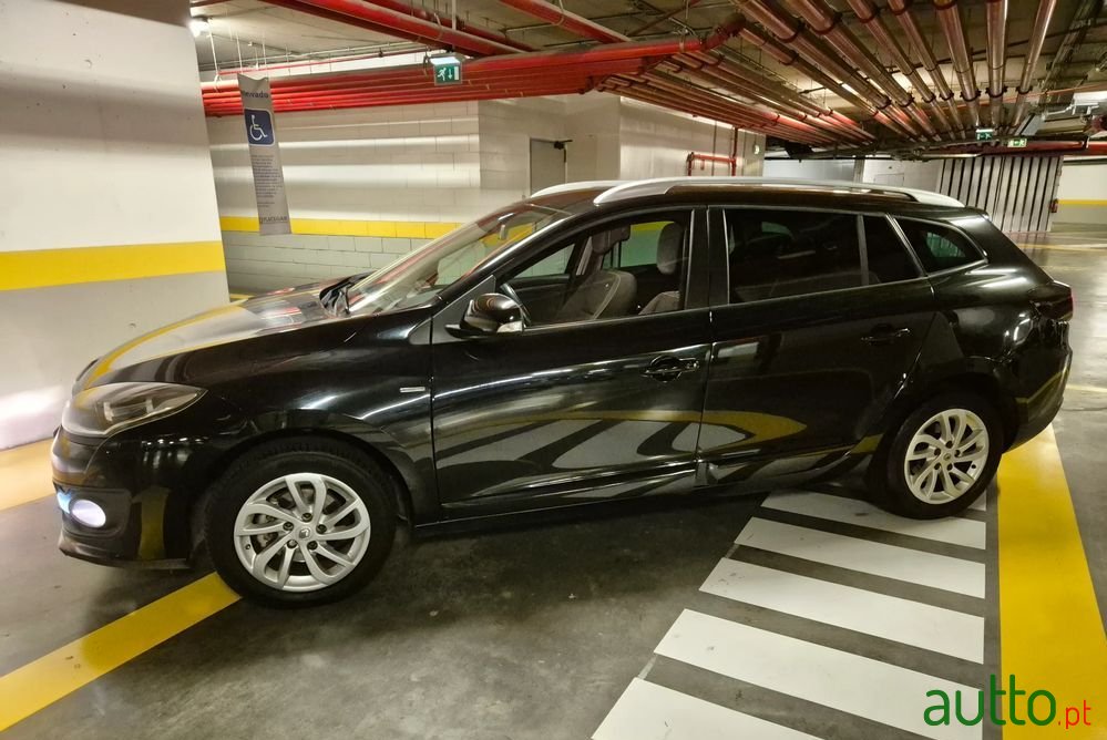 2015' Renault Mégane Sport Tourer photo #3