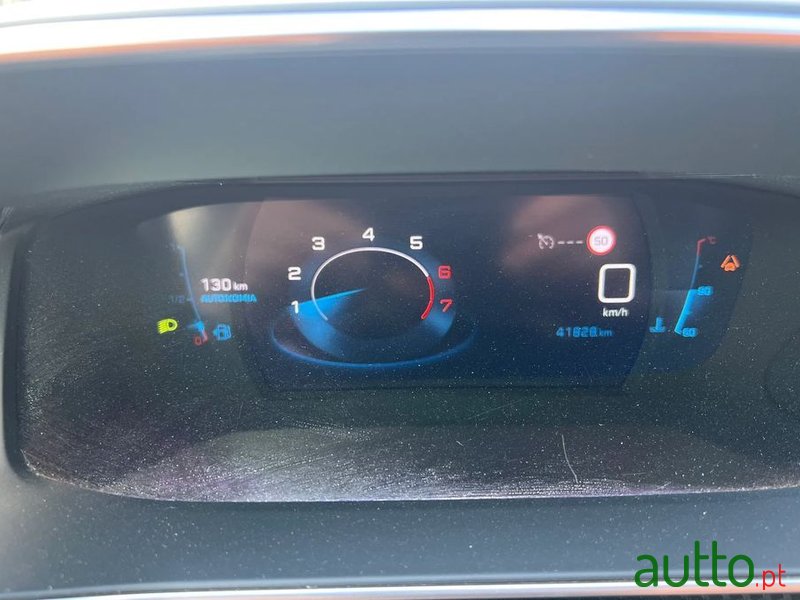2020' Peugeot 208 photo #2