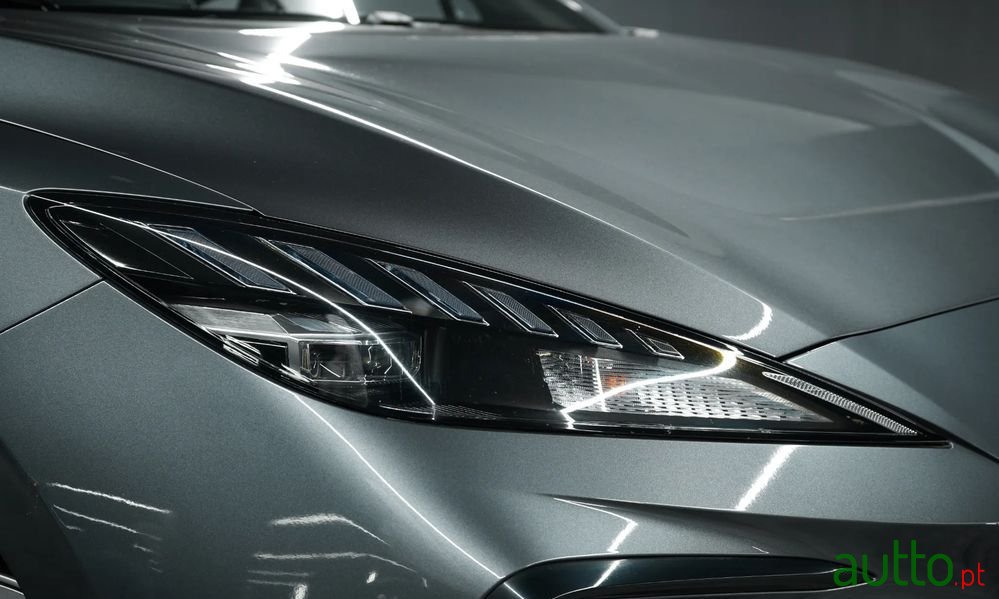 2022' MG MG4 64 Kwh Luxury photo #5