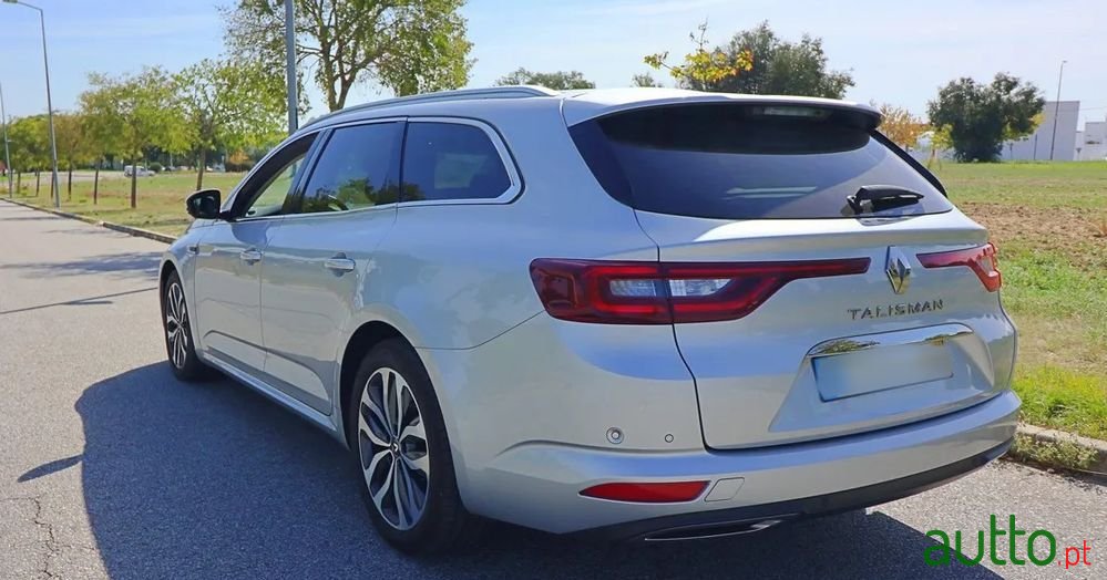 2018' Renault Talisman Sport Tourer photo #3