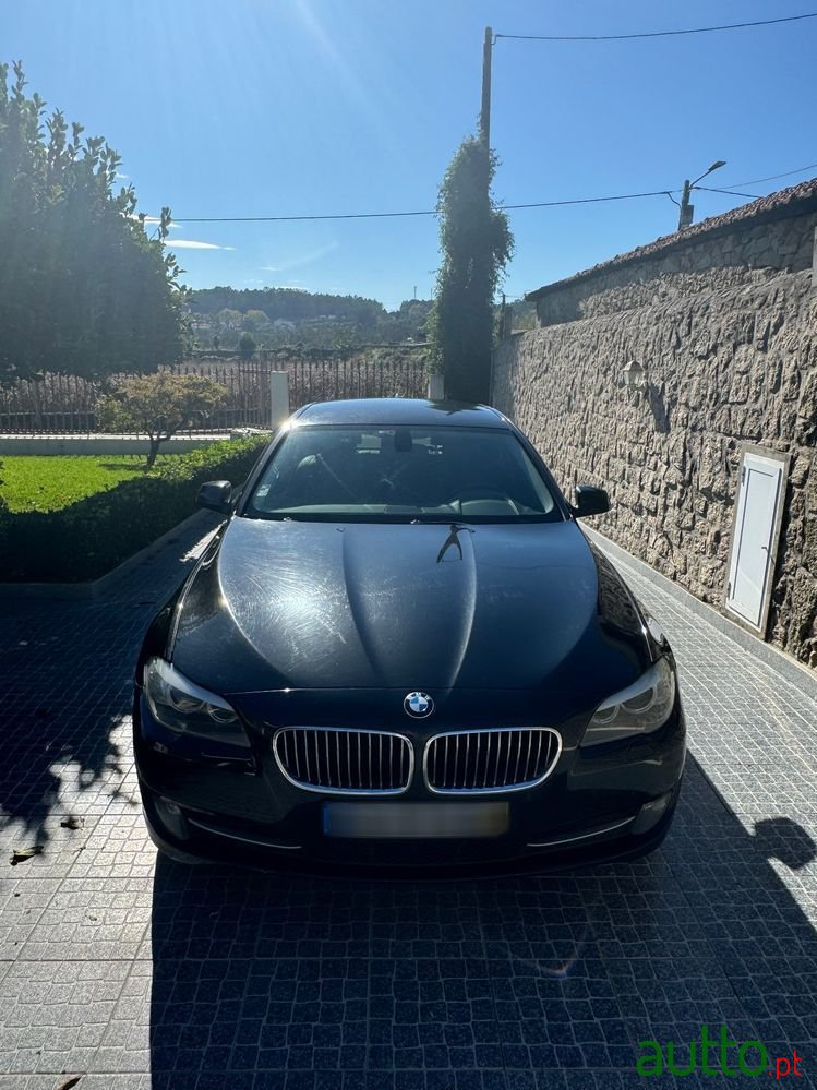 2011' BMW Série 5 D Auto photo #6