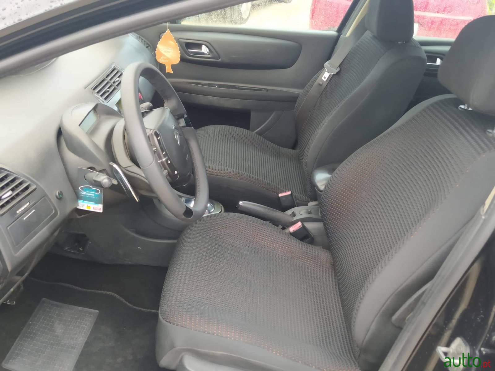 2007' Citroen C4 photo #3