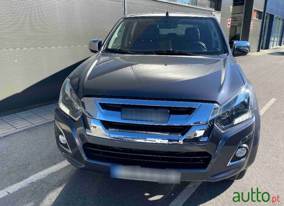 2020' Isuzu D-Max photo #1