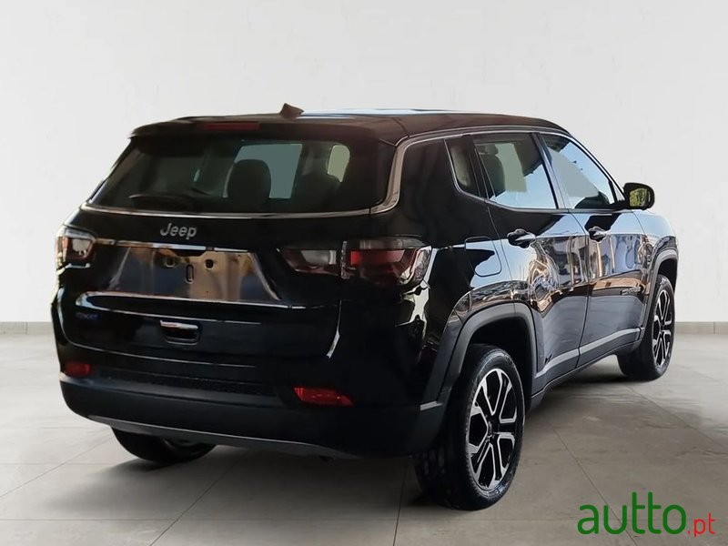 2024' Jeep Compass 1.3 Tg 4Xe Atitude photo #6