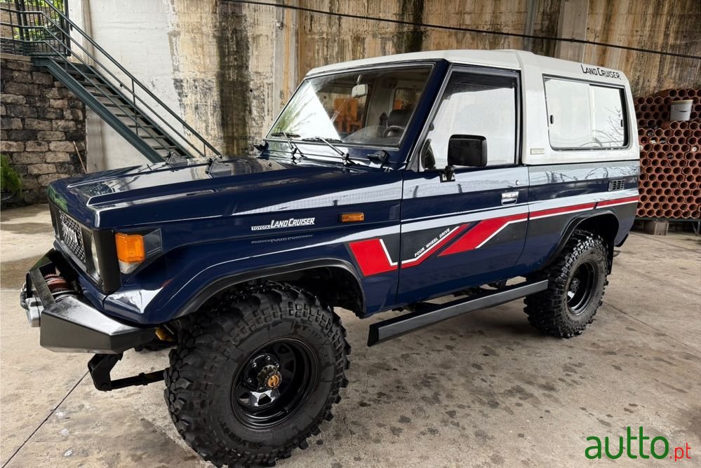 1988' Toyota Land Cruiser 250 Td photo #3