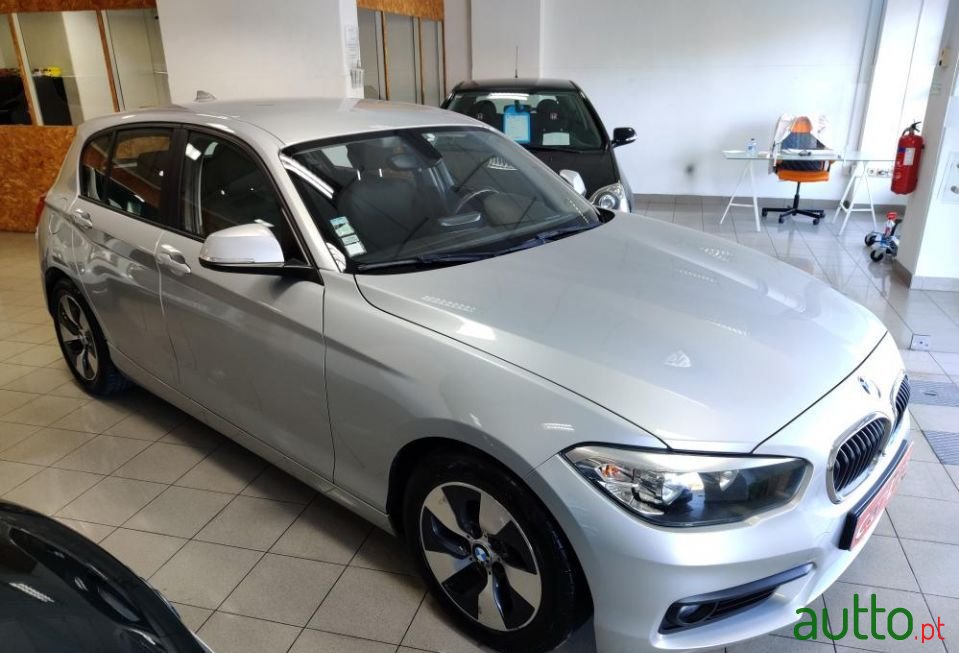 2015' BMW 116 Sport photo #3