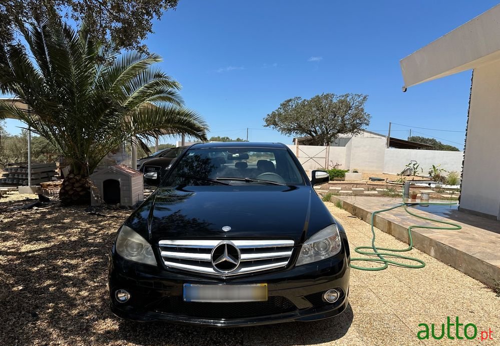 2007' Mercedes-Benz Classe C photo #4