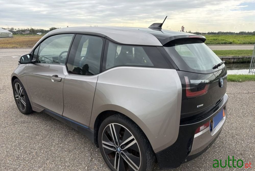 2014' BMW Série I (60 Ah) photo #2