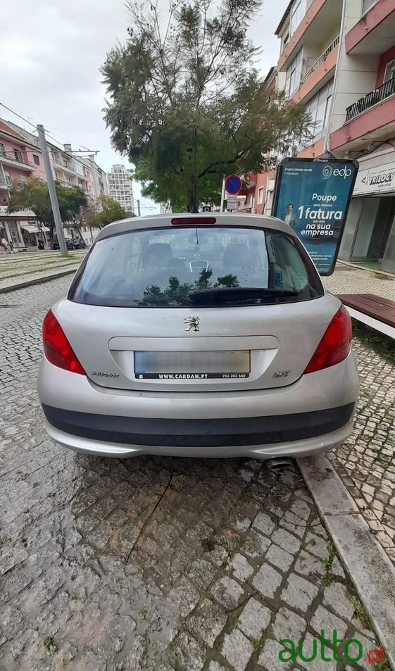 2007' Peugeot 207 1.6 Hdi Sport photo #4