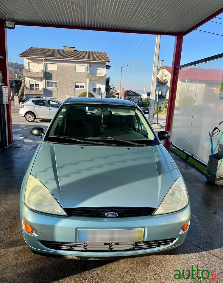 1999' Ford Focus 1.4 Ambiente photo #3