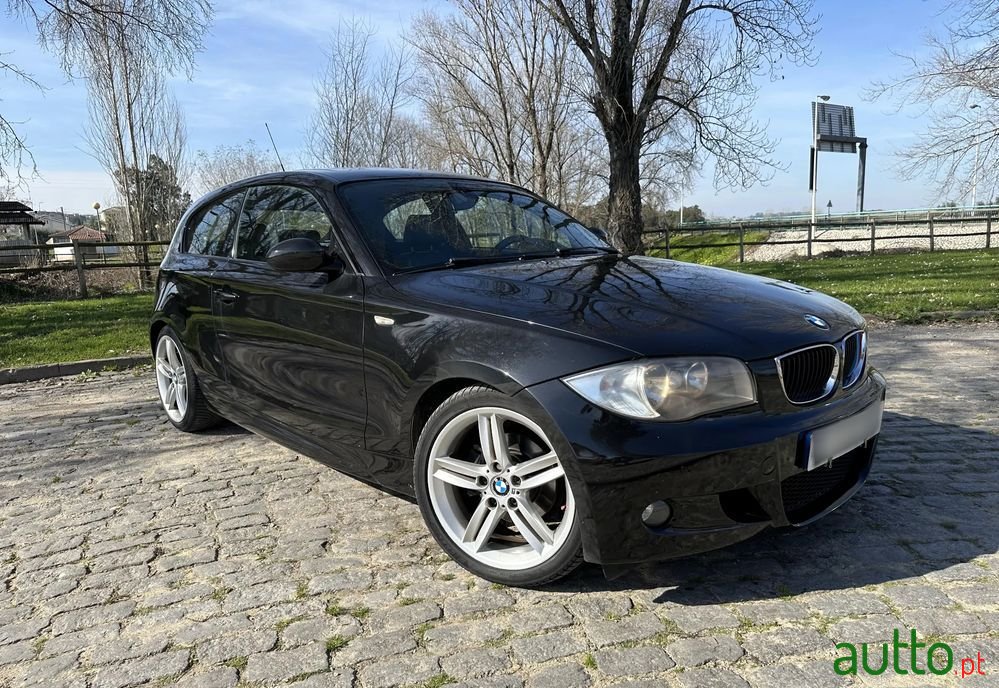 2008' BMW 118 D Pack M photo #2