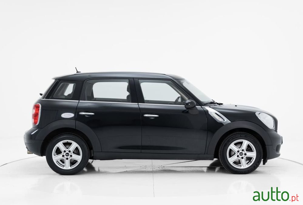 2014' MINI Countryman photo #2