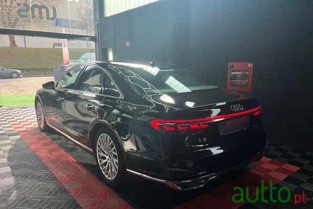 2019' Audi A8 photo #6