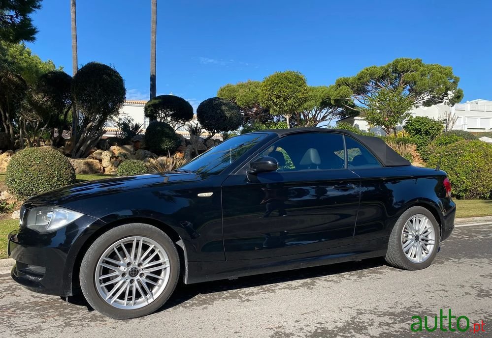 2009' BMW 118 I Edition Sport photo #6