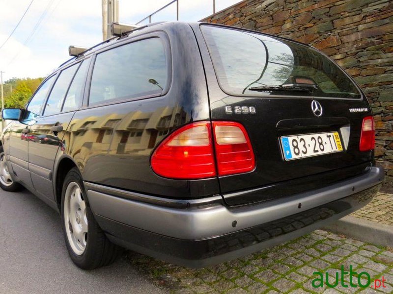 1998' Mercedes-Benz E 290 Td Elegance photo #2