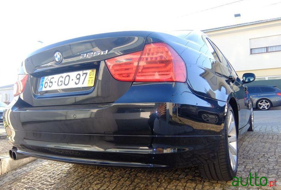 2008' BMW 325 D photo #2