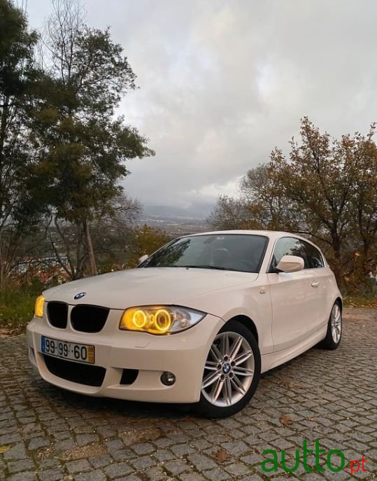 2009' BMW 118 photo #1