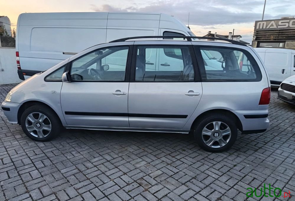 2003' SEAT Alhambra 1.9 Tdi Signo photo #1