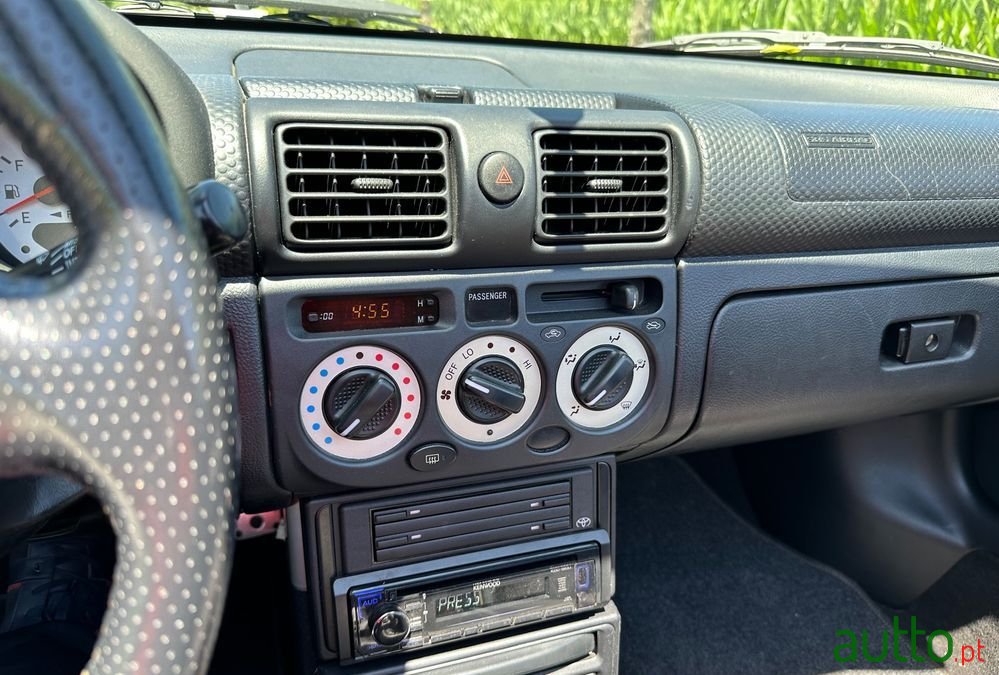 2000' Toyota MR2 1.8 Vvti photo #3