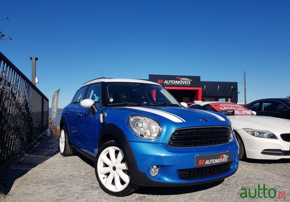 2010' MINI Countryman photo #1