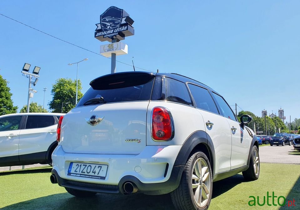 2010' MINI Countryman photo #1