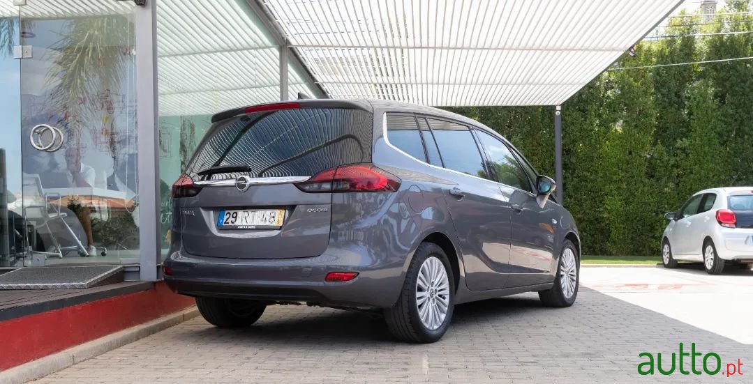 2016' Opel Zafira photo #4