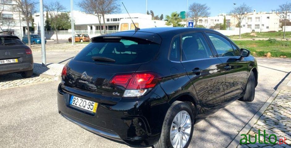 2015' Citroen C4 photo #2