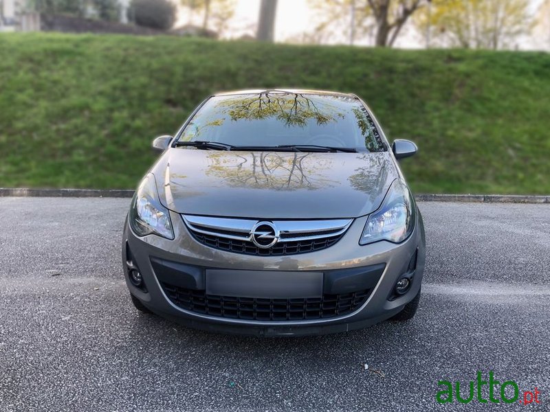 2015' Opel Corsa photo #3