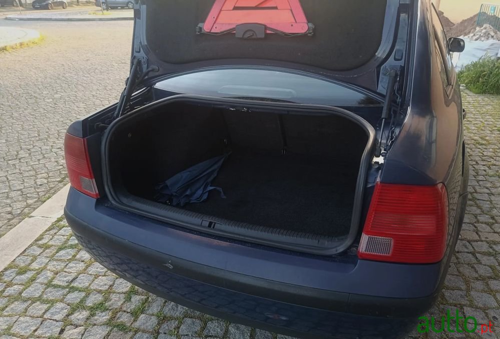 1997' Volkswagen Passat 1.9 Cl Tdi photo #4