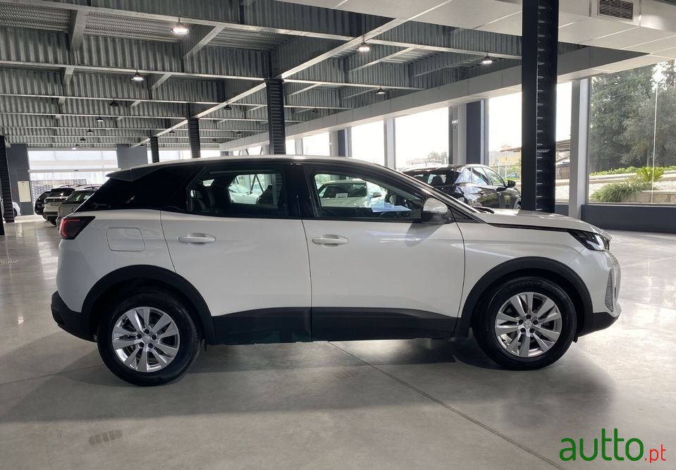 2021' Peugeot 3008 photo #4