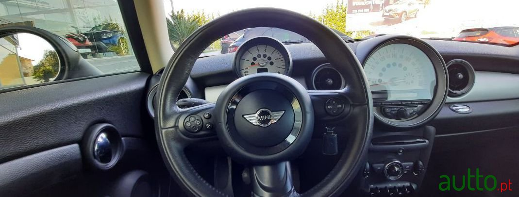 2012' MINI Cooper photo #1