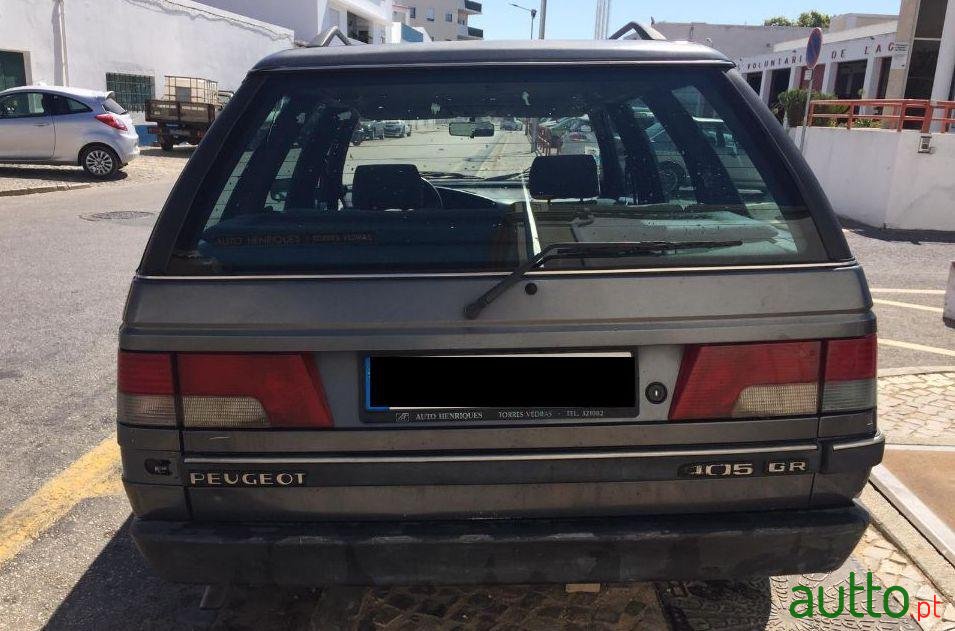 1994' Peugeot 405 Break photo #4