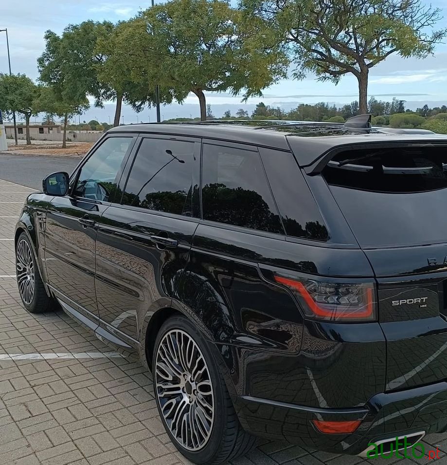 2022' Land Rover Range Rover Sport photo #3